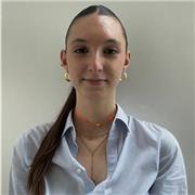 Vous avez besoin d’une professeure particulière ? Je suis ici pour faire apprendre à vos enfants tout en les amusants !