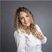 Profesora titulada con amplia experiencia ofrece clases de Economía, FOL y asignaturas afines en la Vega Baja 