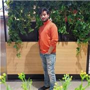 I am a friendly and patient tutor who enjoys helping students understand Maths and Physics in a clear and simple way.