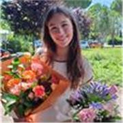 Ciao! Sono Emma, una studentessa di Lettere Moderne, diplomata al liceo linguistico. Offro aiuto compiti e ripetizioni! 