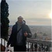 Offro lezioni personalizzate in base al livello e agli obiettivi dello studente.