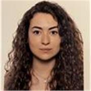 Profesora de Lengua Castellana imparte clases a alumnos de todas las edades