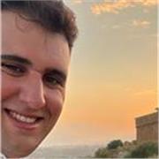 Ciao! Sono Giuseppe, architetto con una grande passione per la matematica e il disegno tecnico. Offro ripetizioni personalizzate e
