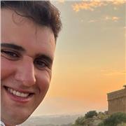 Ciao! Sono Giuseppe, architetto con una grande passione per la matematica e il disegno tecnico. Offro ripetizioni personalizzate e