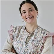 Profesora de primaria con título y experiencia demostrable, con ganas de ayudar a niños/niñas de primaria.