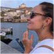 Profesor de lengua castellana y literatura apto para todos los niveles y edades .