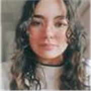 Chica que ha superado bachillerato y sabe conocimientos sobre diversas asignaturas como biologia, matemáticas, inglés, lengua.. 