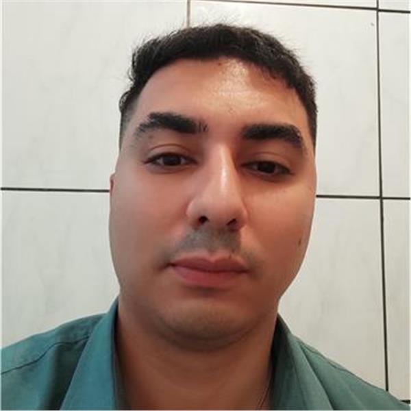 Alexandre Suleiman Mahmoud Professor de Biologia em Maringá