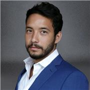 I am a Brazilian Senior Lawyer, with over 12 years of experience. I am doing my Master of Laws in the United Kingdom.