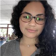 Bonjour, je m’appelle Inès.Je donne des cours de mathématiques, SVT et de Latin, du niveau de la primaire à la 3ème. À vos stylos!