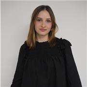 As a french and english speaker, I give lesson on both languages for everyone !