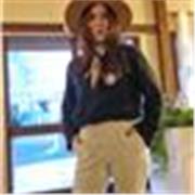 Sono una persona corretta. Se hai bisogno di assistenza, sono sempre a disposizione. 