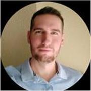 Profesor de programación especialmente orientado para principiantes y personas que se inician en este fantástico mundo. También ayudo a gente con más experiencia en el sector.
