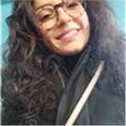 Mi chiamo Valentina, sono assistente sociale e nel tempo libero vorrei aiutare i bambini delle scuole elementari con i compiti