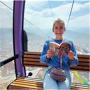 Giovane viaggiatrice dinamica e positiva dà lezioni di inglese, francese e spagnolo a Bologna!