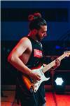 Chitarra classica o elettrica come ti piace!