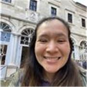 Online English teacher and tutor with scientific background 