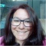 Profesora de Química dinámica y entretenida. Muy paciente e innovadora