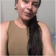 Profesora de inglés con cuatro años de experiencia en el área con estudiantes entre 3 y 17 años de edad