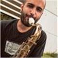 Ofrezco clases personalizadas de saxofón, jazz y música moderna para todos los niveles