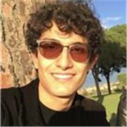 Studente universitario impartisce ripetizioni di matematica