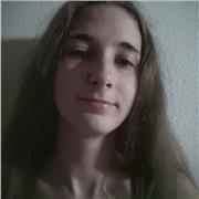 Soy una persona activa y ordenada, me encantaría ayudar en el futuro académico de la sociedad