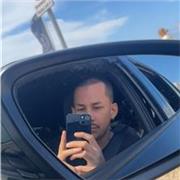 Englisch Lehrer, der alle Basics trainiert und spaß an Fremdsprachen beibringen möchte.