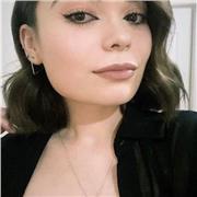 Maestra particular en ambos idiomas inglés y español con experiencia trabajando con niños, adolescentes y adultos