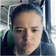 Profesora de ingles responsable y dinámica, capaz de adaptar las clases para diferentes niveles y edades. 