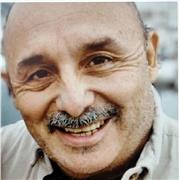 Profesor de Español e inglés on line ofrece clases convesacionales y activas.