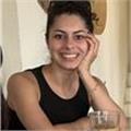 Okul öncesi yaş grubundan yetişkin grubuna kadar özel ders veriyorum. Online ve İstanbul için konuma göre yüz yüze ders veriyorum.