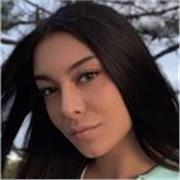 Ripetizioni di o una ragazza di 22 anni diplomata in lingue e studio presso la facoltà di mediazione linguistica