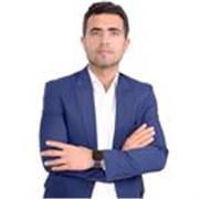Profesor nativo de árabe y de inglés (C1), especializado en clases prácticas y de conversación para adultos y profesionales