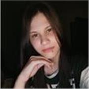Początkująca korepetytorka języka rosyjskiego specjalizująca się w zajęciach online i twarz w twarz