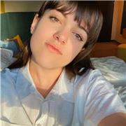 Studentessa presso il Conservatorio di Bologna impartisce lezioni di Pianoforte e teoria musicale