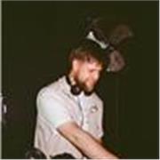 I am a music production graduate and drummer who is looking to teach drums to beginners.