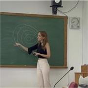 Math tutor who teaches (in english or in greek) children of all ages