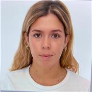 Profesora titulada actualmente opositando, con capacidad para adaptarse al alumno y al nivel que se indique.