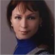 Ich bin eine erfahrene Lehrerin für Englisch. Ich arbeite gerne mit Jugendlichen und Erwachsenen. Dabei nutze ich Automaterialien