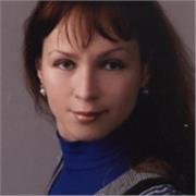 Ich bin eine erfahrene Lehrerin für Englisch. Ich arbeite gerne mit Jugendlichen und Erwachsenen. Dabei nutze ich Automaterialien