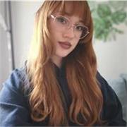 Tutora para niños de Primaria y adolescentes de Secundaria.