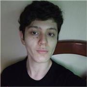 Alumno avanzado de abogacía da clases de historia a niños y adolescentes