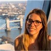 Imparto clases de forma online, llevo muchos años estudiando ingles y me estoy iniciando en el mundo de la traducción literaria.  