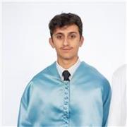 Graduado en filosofía y con el máster de educación secundaria.