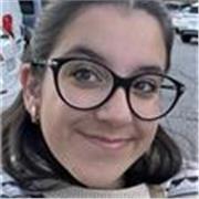 Profesora de apoyo de inglés. Tras trabajar en Estados Unidos, se puede dar apoyo tanto para listening como speaking y gramática