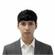 Profesor de español que dicta clases a niños de diferentes edades