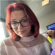 Posso aiutarti sia a fare i compiti che a ripassare gli argomenti o a comprendere meglio alcuni. Basta solo contattarmi