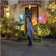 Estudiante de segundo de bachillerato con ganas de ganar experiencia laboral enseñando conocimientos que disfruta aprendiendo.