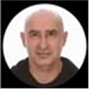 Profesor titulado de castellano con cinco años de experiencia imparte clases online