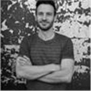 designer et artisan avec 20 ans d'expérience, donne des cours sur la métrople lyonnaise